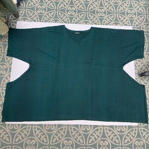 Gypsy Rose oversized green tee with indented wasit